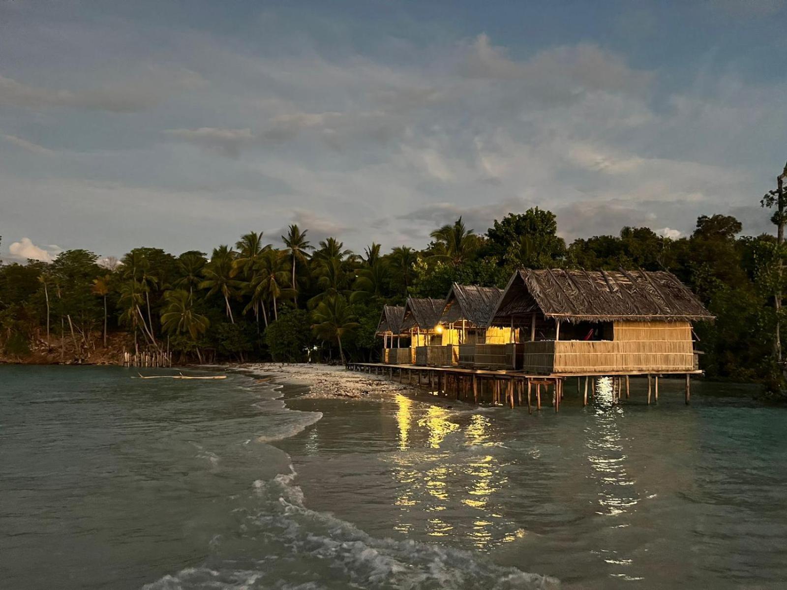 Ransiwor Homestay Kri 外观 照片